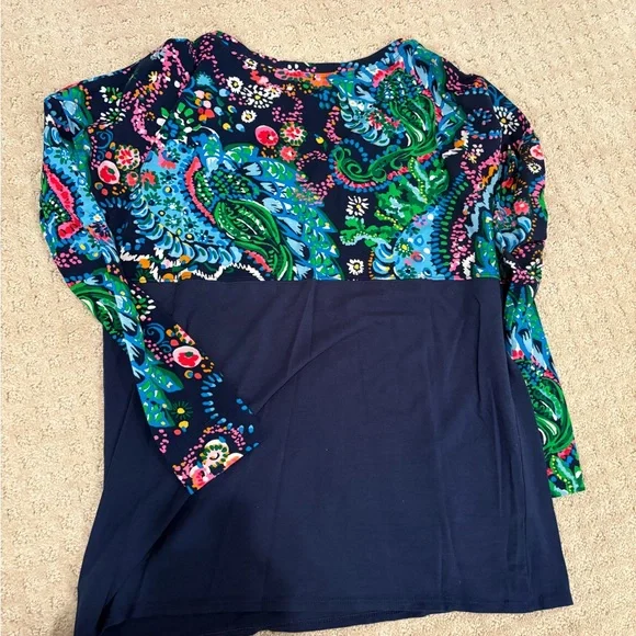 EUC amazing Lilly Pulitzer FINN jersey long sleeve shirt, size small navy neon - Picture 2 of 4